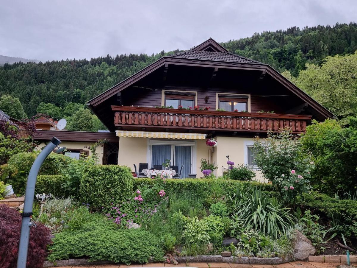 Haus Flora - Ferienwohnung Bodensdorf Exterior foto